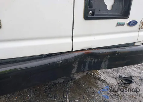 2009 Ford E-250 Commercial/Recreational z USA, uszkodzony, nr VIN 1FTNE24L49DA42295